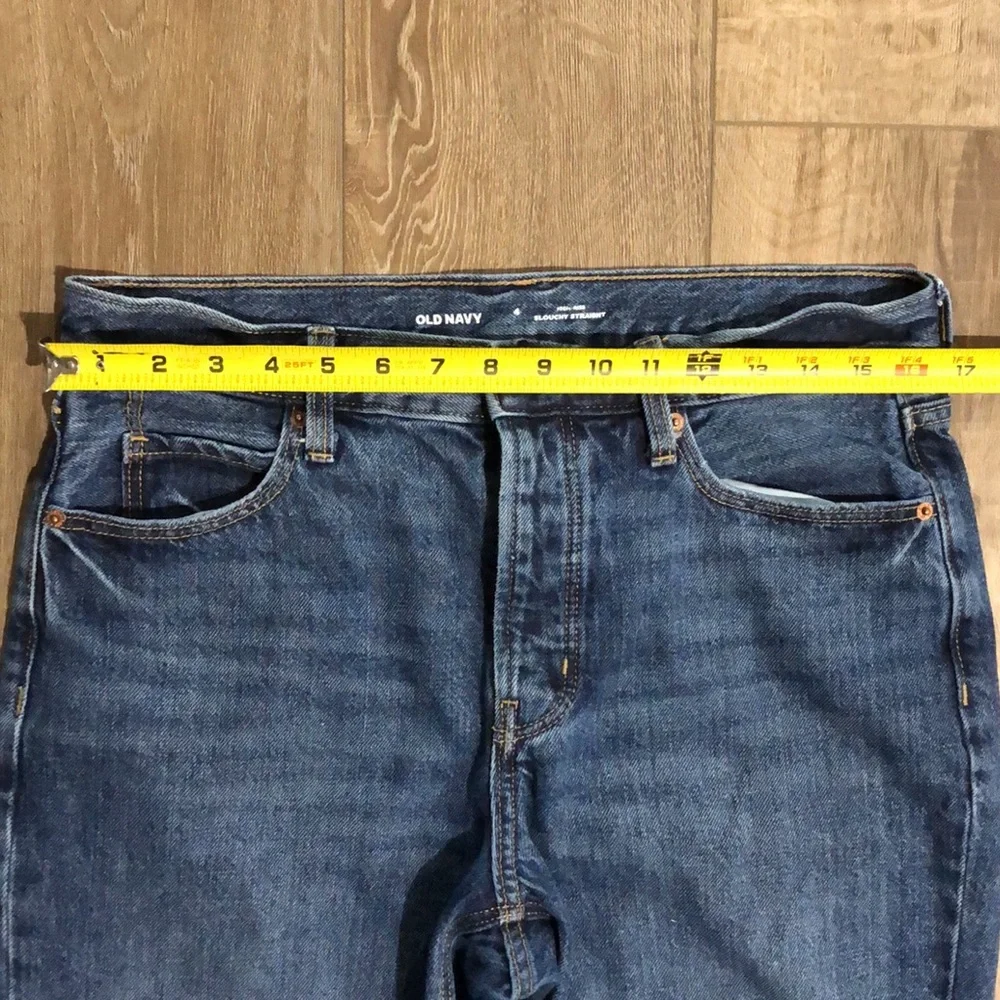 Like new! - OLD NAVY 100% Cotton High-Waist Button-Fly Slouchy Straight Jeans - Picture 9 of 11